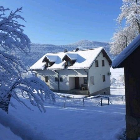 Villa Holiday House Marija Otočac Exterior foto