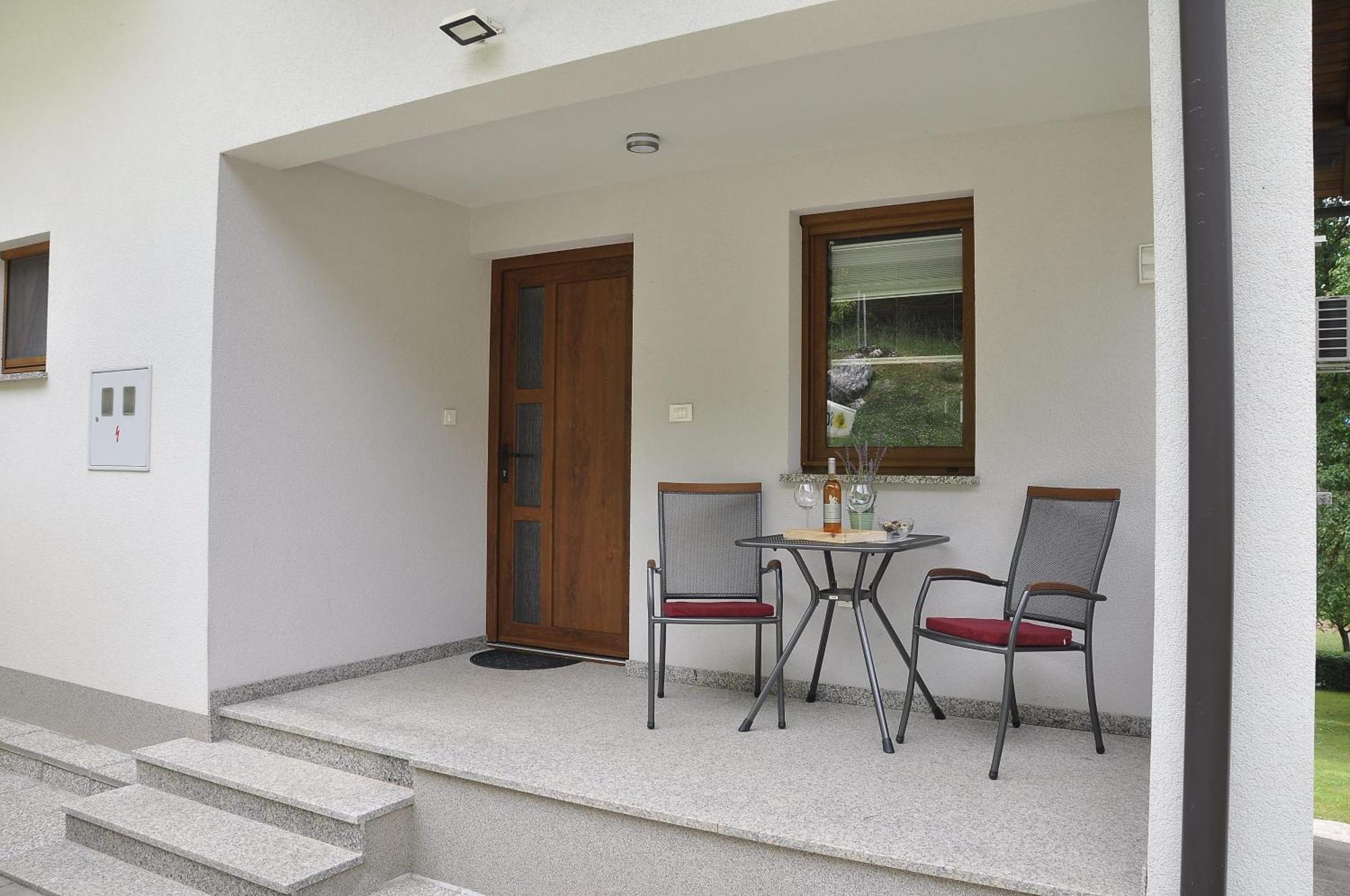 Villa Holiday House Marija Otočac Exterior foto