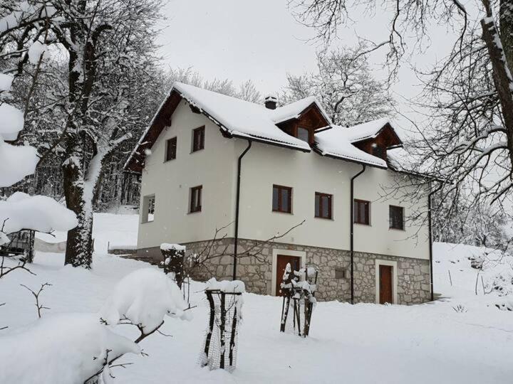 Villa Holiday House Marija Otočac Exterior foto